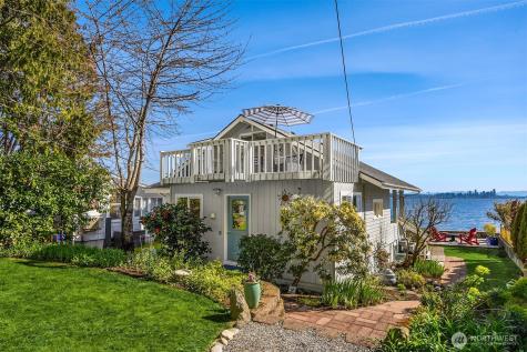 5430 Rockaway Beach Road NE Bainbridge Island WA 98110