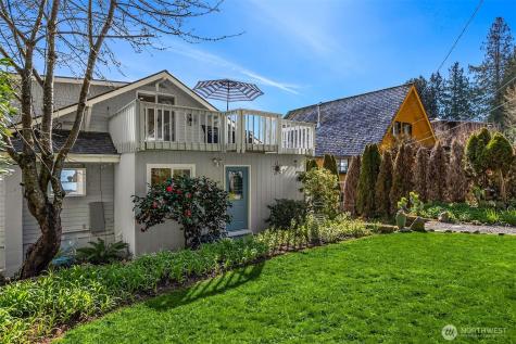 5430 Rockaway Beach Road NE Bainbridge Island WA 98110