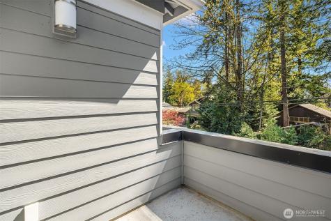 7226 NE 129th Street Kirkland WA 98034