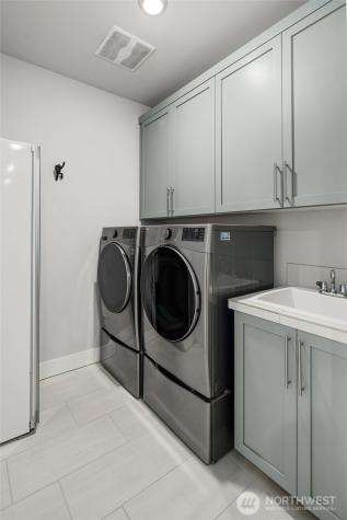 7226 NE 129th Street Kirkland WA 98034