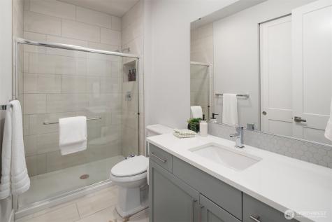 7226 NE 129th Street Kirkland WA 98034