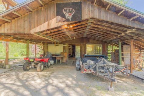 798 Barzee Road Colville WA 99114