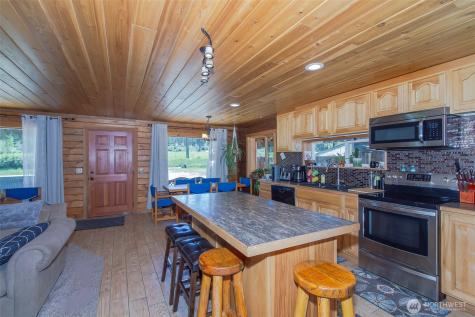 798 Barzee Road Colville WA 99114