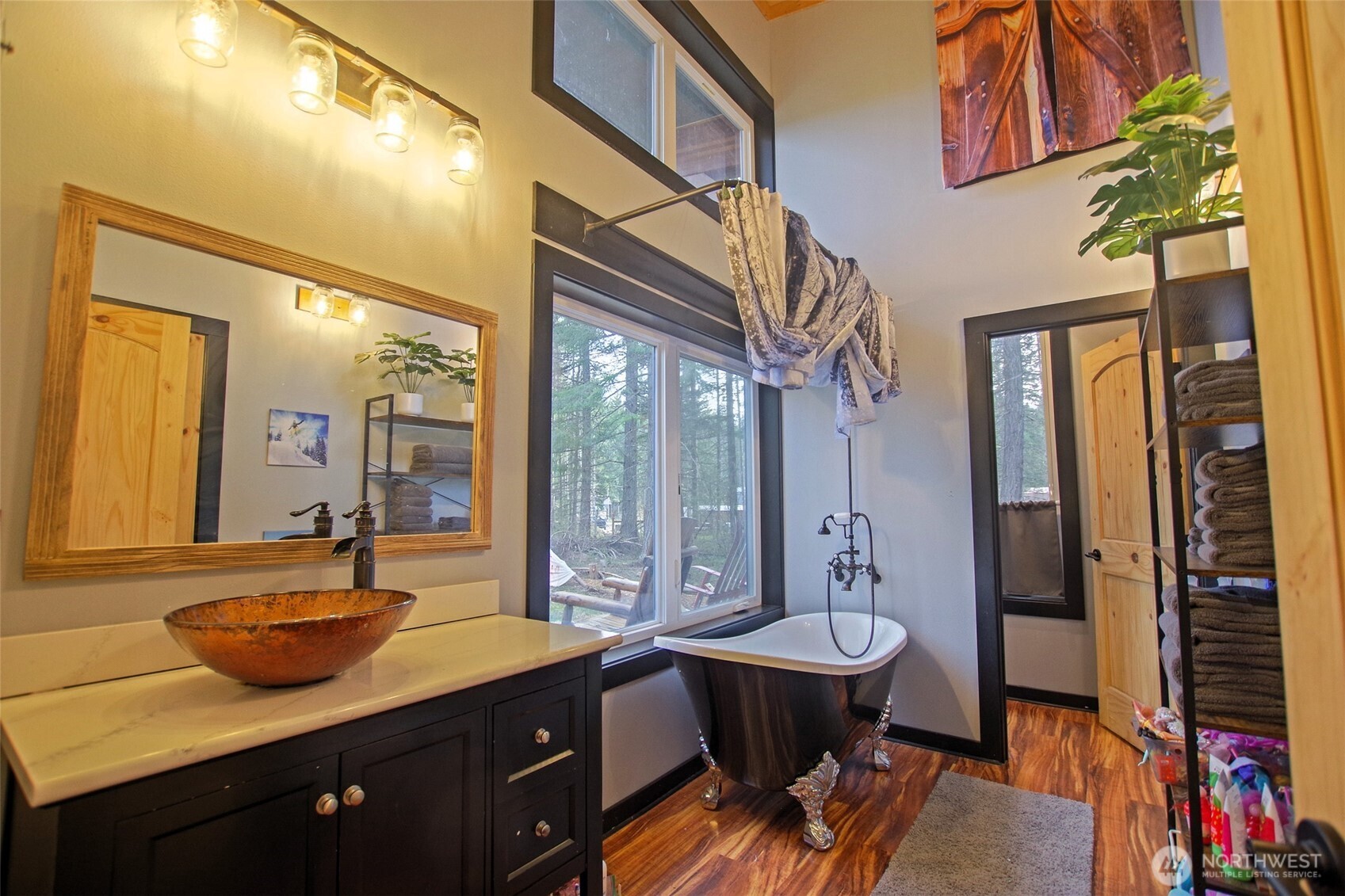 330 Silver Trail Lane Easton WA 98925