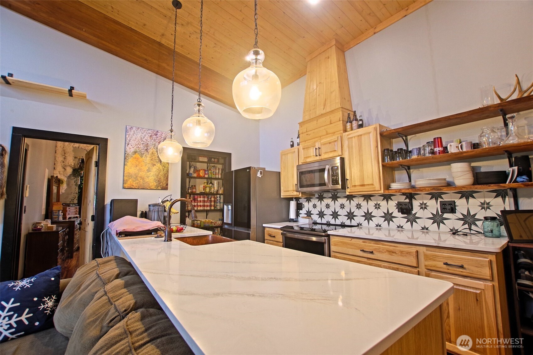330 Silver Trail Lane Easton WA 98925