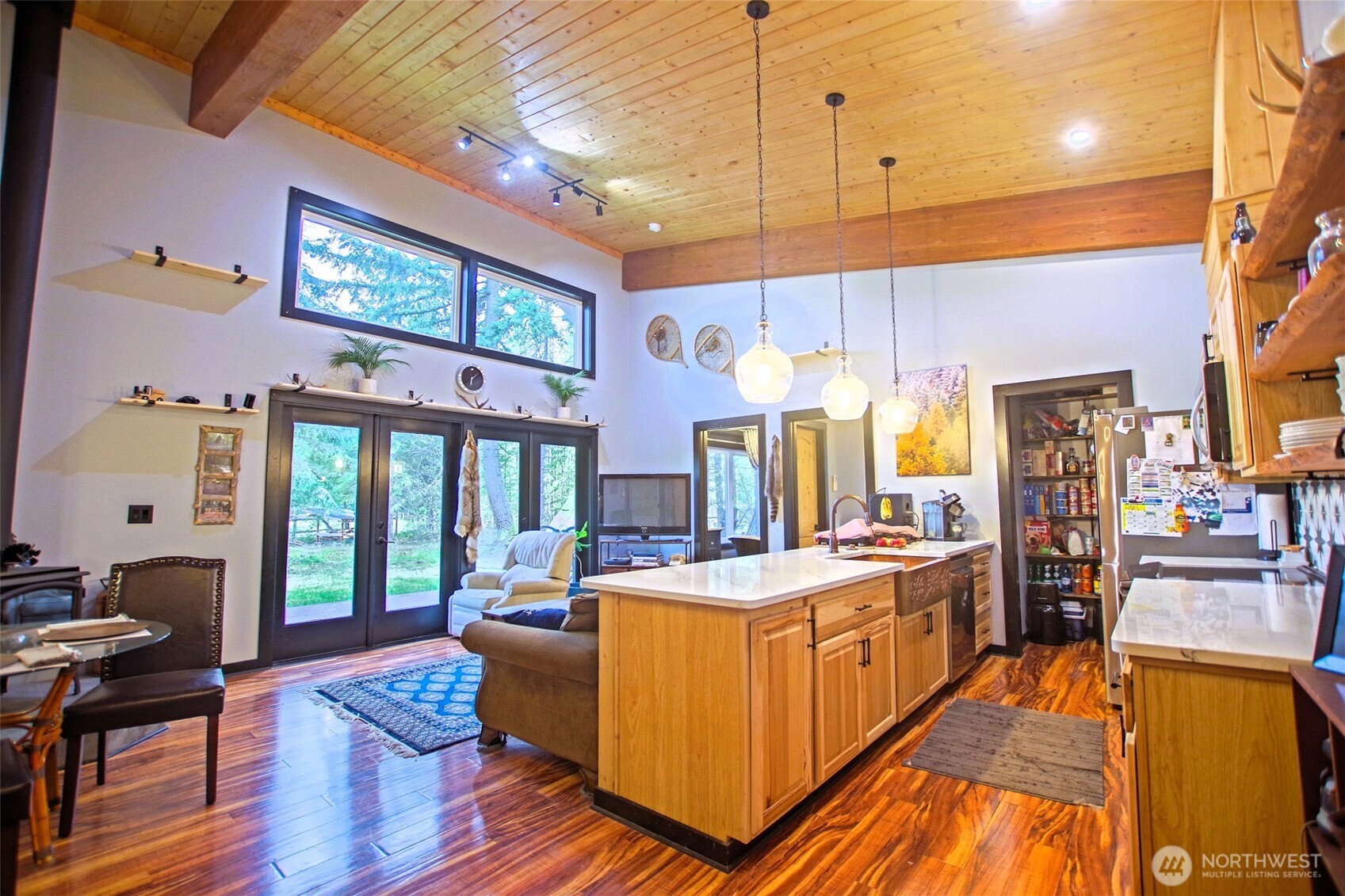 330 Silver Trail Lane Easton WA 98925