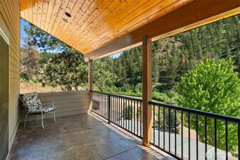 5230 Crum Canyon Road Entiat WA 98822