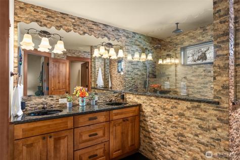 5230 Crum Canyon Road Entiat WA 98822
