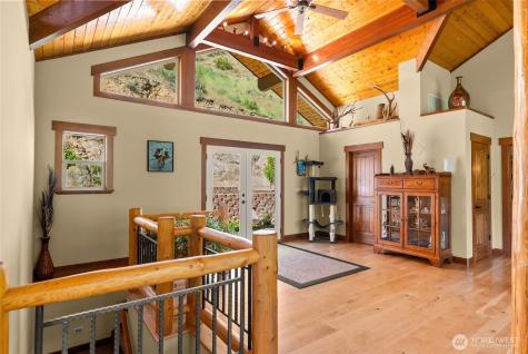 5230 Crum Canyon Road Entiat WA 98822
