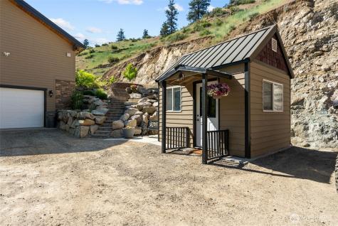 5230 Crum Canyon Road Entiat WA 98822