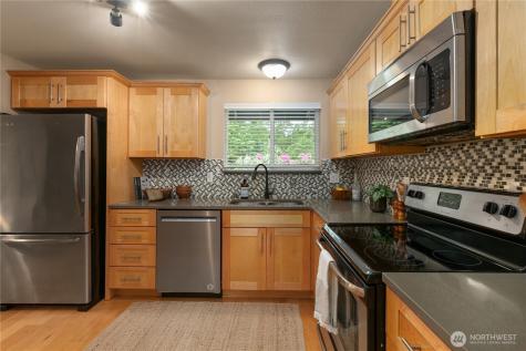22232 4th Place W Bothell WA 98021