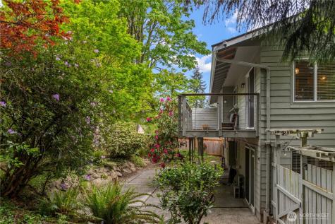 22232 4th Place W Bothell WA 98021