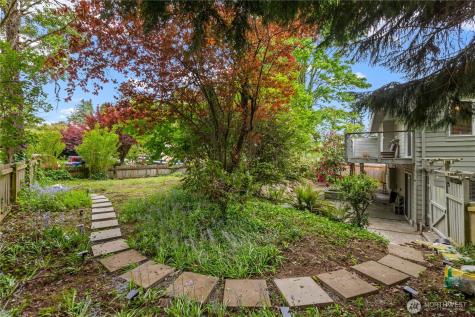 22232 4th Place W Bothell WA 98021