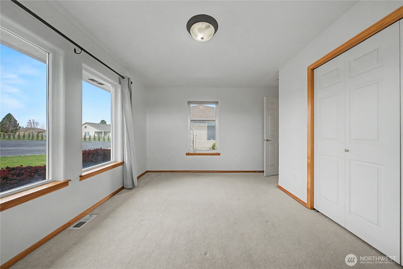 3103 NE Meadowlark Lane Moses Lake WA 98837