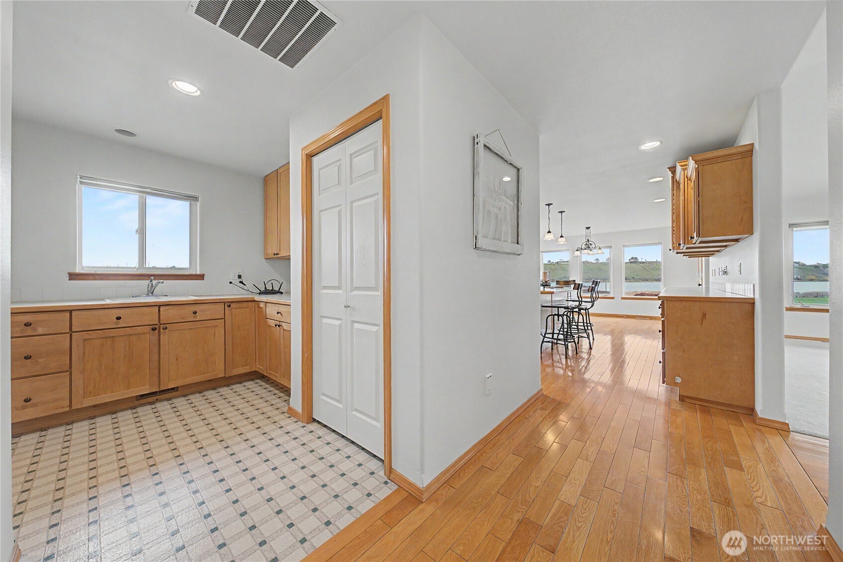 3103 NE Meadowlark Lane Moses Lake WA 98837