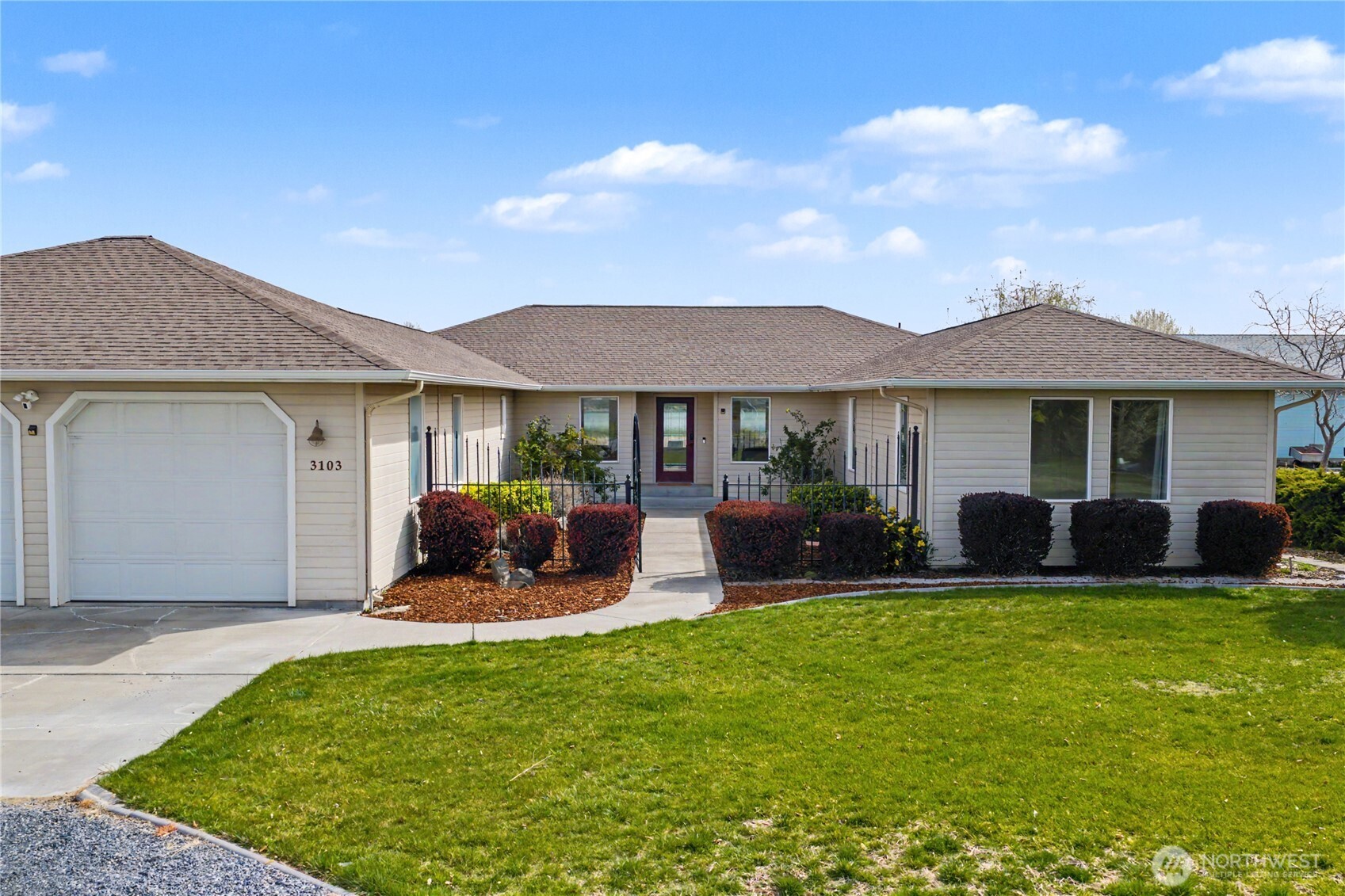 3103 NE Meadowlark Lane Moses Lake WA 98837