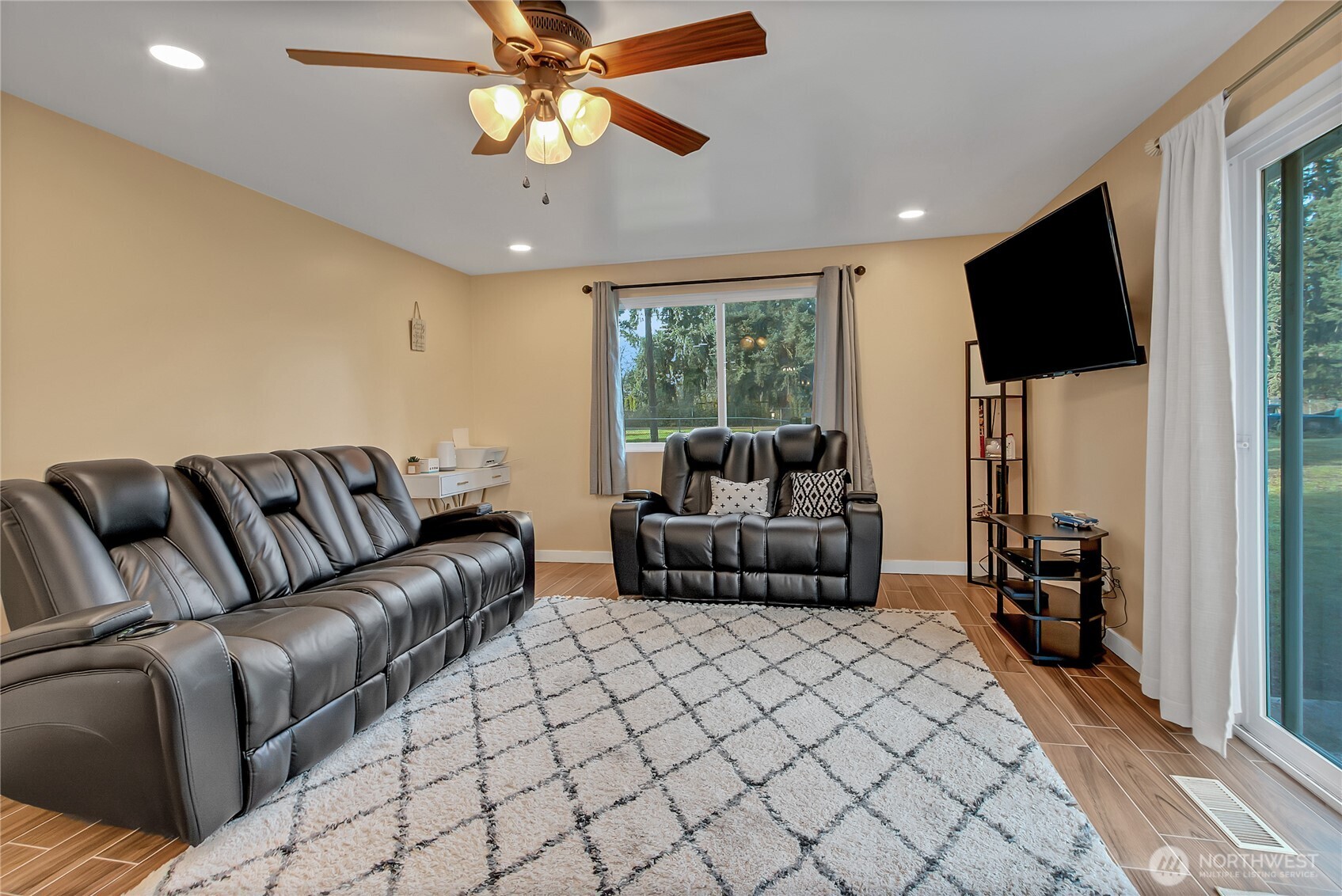 3205 192nd Street E Tacoma WA 98446