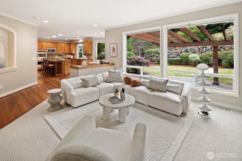 23399 SE 52nd Street Issaquah WA 98029