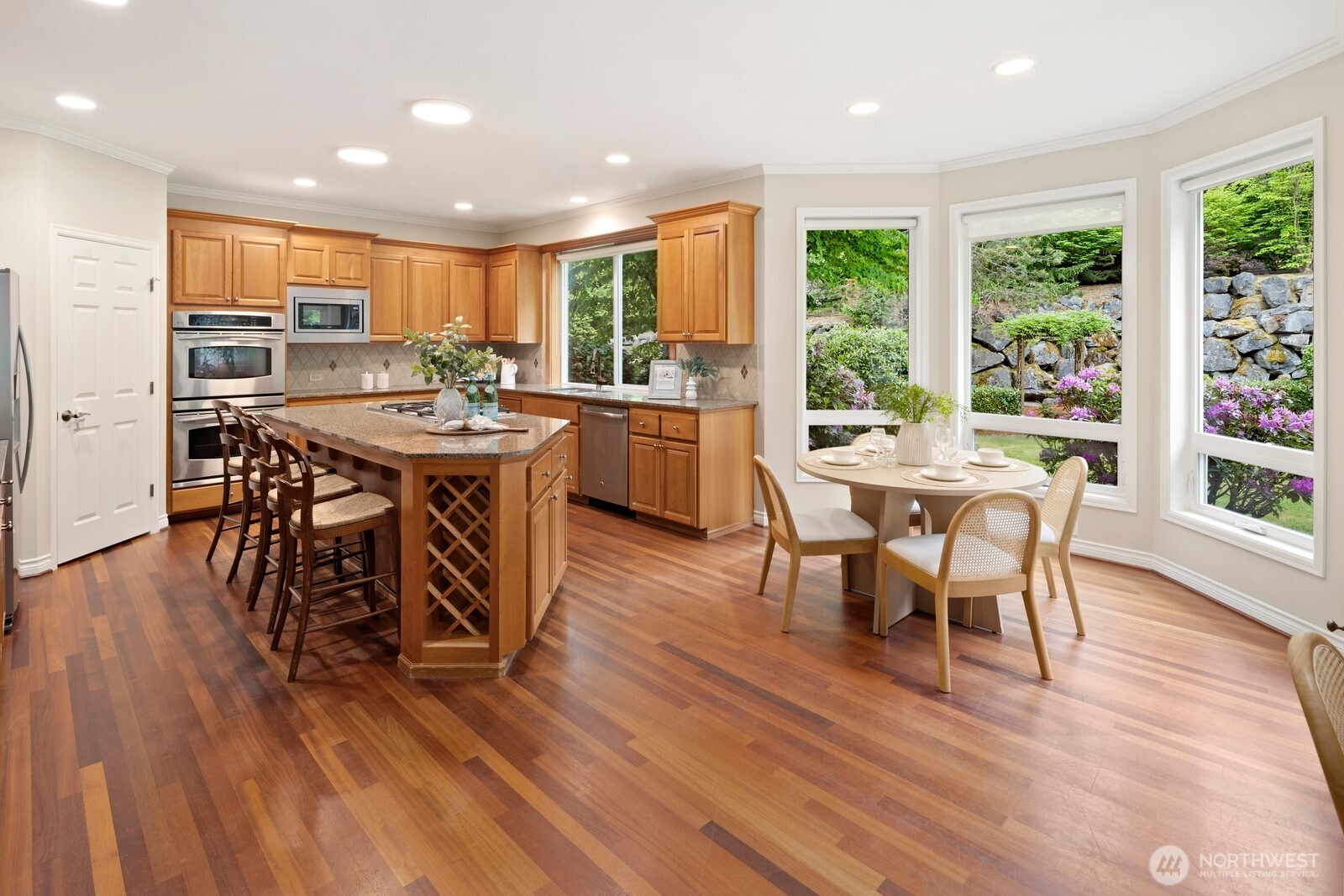 23399 SE 52nd Street Issaquah WA 98029