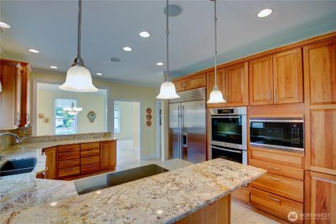12220 Maple Crest Drive Burlington WA 98233