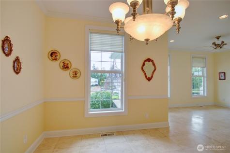 12220 Maple Crest Drive Burlington WA 98233
