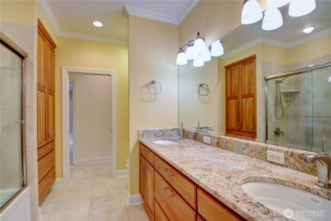 12220 Maple Crest Drive Burlington WA 98233