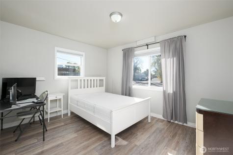 1127 Arlington Drive NE Moses Lake WA 98837