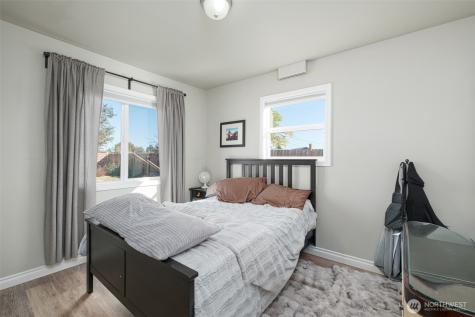 1127 Arlington Drive NE Moses Lake WA 98837