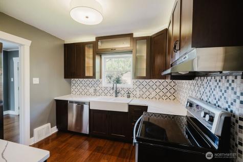 1020 Columbine Street Wenatchee WA 98801