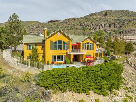 146 Long Drive Chelan WA 98816