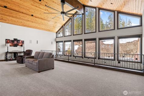 539 Antoine Creek Road Chelan WA 98816
