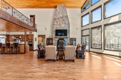 539 Antoine Creek Road Chelan WA 98816