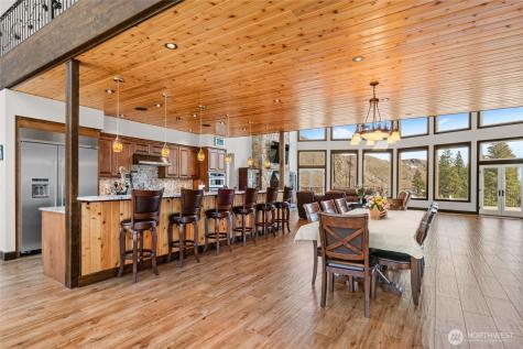 539 Antoine Creek Road Chelan WA 98816