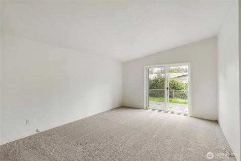 1754 NE Mesford Road Poulsbo WA 98370