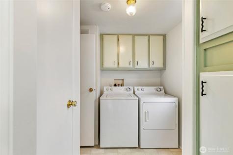 1754 NE Mesford Road Poulsbo WA 98370