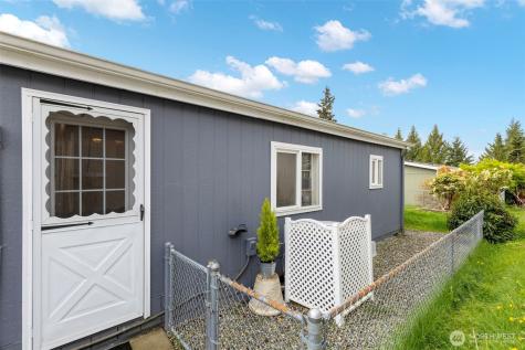 1754 NE Mesford Road Poulsbo WA 98370