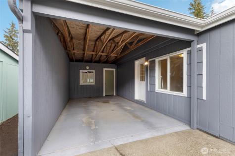 1754 NE Mesford Road Poulsbo WA 98370