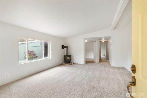1754 NE Mesford Road Poulsbo WA 98370