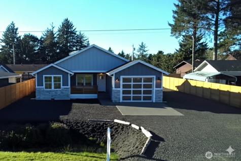 337 Mount Olympus Avenue SE Ocean Shores WA 98569