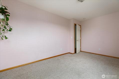 1875 SW Sunnyside Avenue Oak Harbor WA 98277