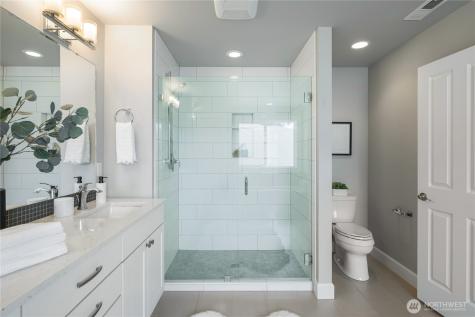 16721 8th Avenue NE Shoreline WA 98155