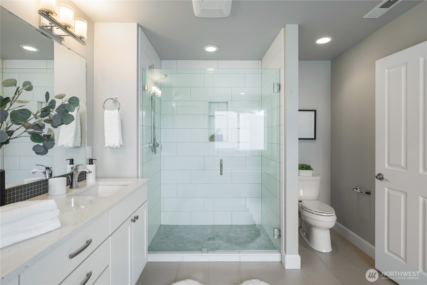 16721 8th Avenue NE Shoreline WA 98155