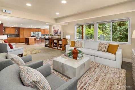 25137 SE Mirrormont Place Issaquah WA 98027