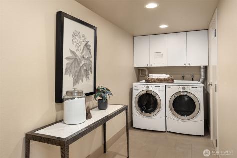 25137 SE Mirrormont Place Issaquah WA 98027