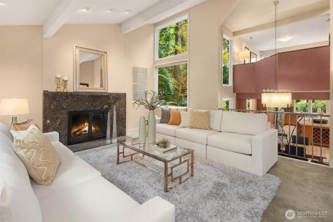 25137 SE Mirrormont Place Issaquah WA 98027
