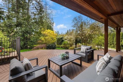 25137 SE Mirrormont Place Issaquah WA 98027