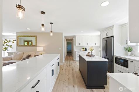 21437 SE 232nd Street Maple Valley WA 98038
