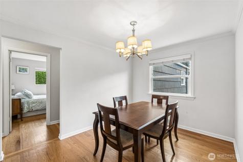 9417 44th Place NE Seattle WA 98115