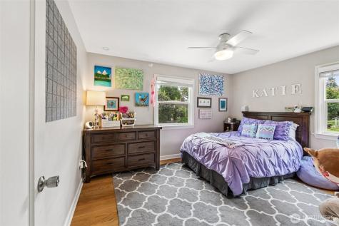 9417 44th Place NE Seattle WA 98115