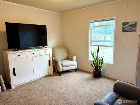 1260 SE Carl Pickle Drive Port Orchard WA 98366